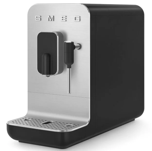 Кофемашина Smeg BCC02BLMEU купить в Москве с доставкой
