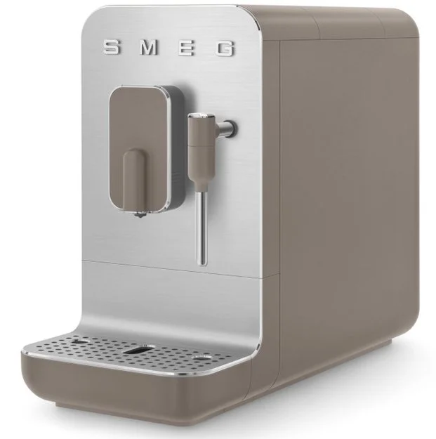 Кофемашина Smeg BCC02TPMEU купить в Москве с доставкой

