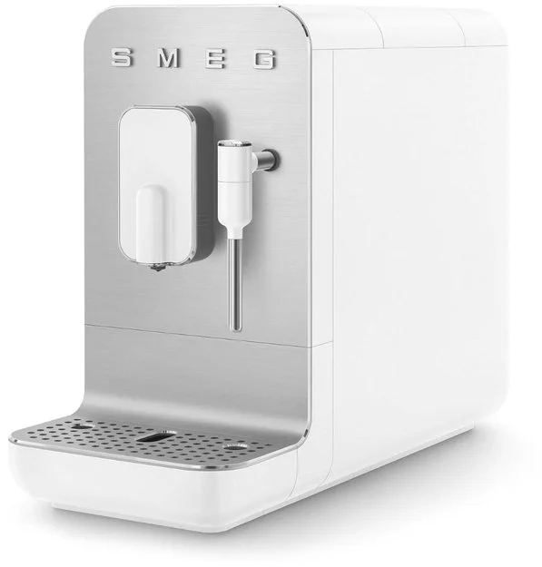 Кофемашина Smeg BCC02WHMEU купить в Москве с доставкой

