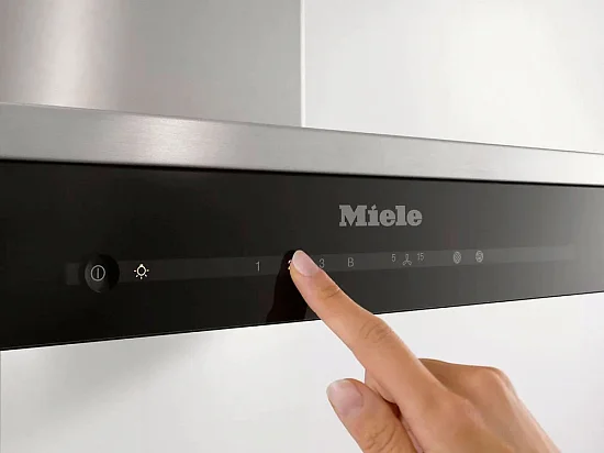 Вытяжка Miele DA 6698 W CLST с витрины, новая купить в Москве
