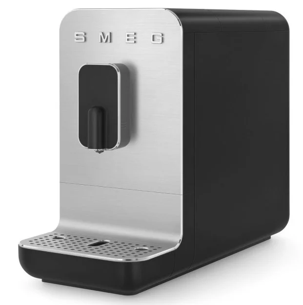 Кофемашина Smeg BCC01BLMEU купить в Москве с доставкой
