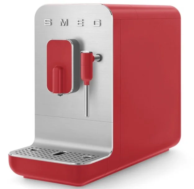 Кофемашина Smeg BCC02RDMEU купить в Москве с доставкой
