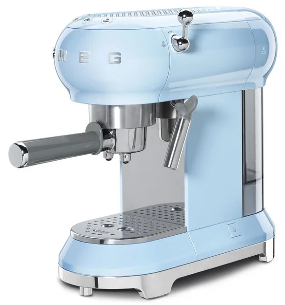Кофемашина Smeg ECF01PBEU купить в Москве с доставкой
