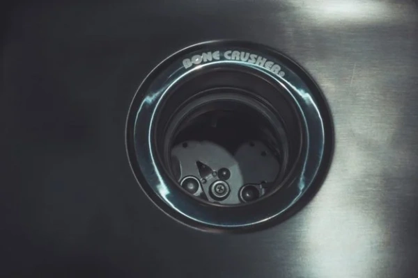Измельчитель пищевых отходов Bone Crusher BC 910-SL купить в Москве