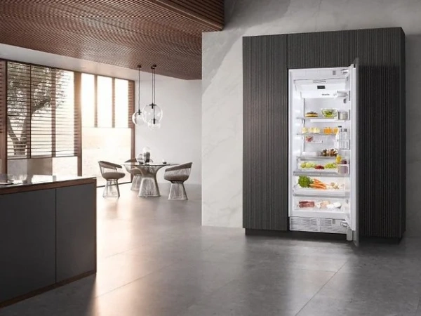 Встраиваемый холодильник Miele KFN 7744 D купить в Москве
