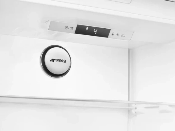 Встраиваемый холодильник Smeg C875TNE купить в Москве
