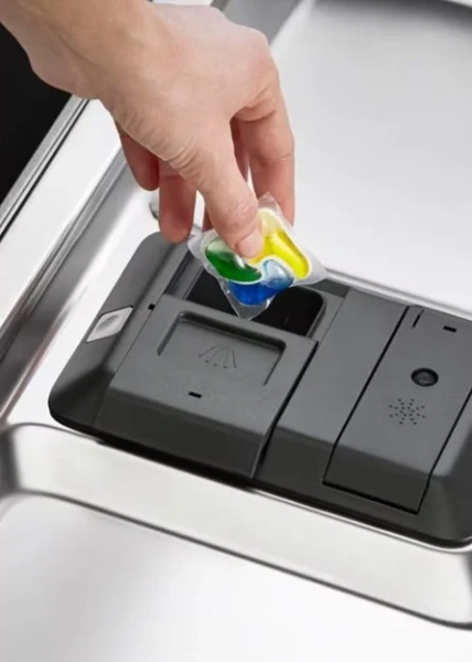 Встраиваемая посудомоечная машина Electrolux EEM 48200 IX купить в Москве