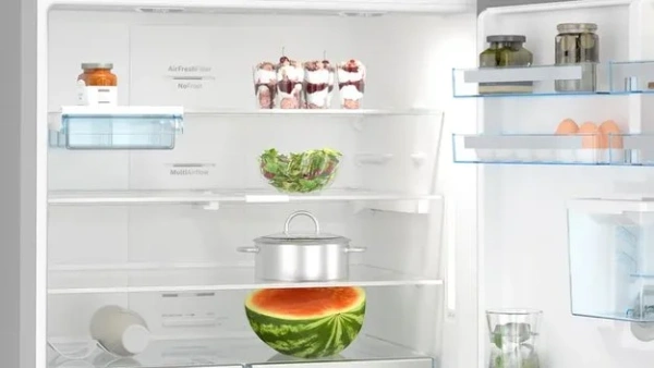 Двухкамерный холодильник Bosch KGD86AI31U купить в Москве
