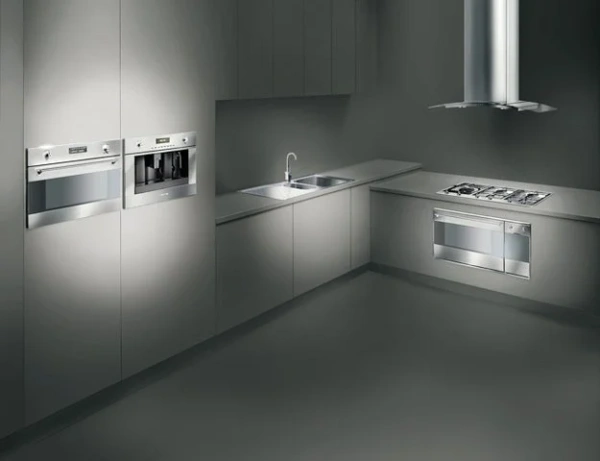 Микроволновая печь Smeg S45MX2 купить в Москве
