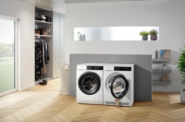 Сушильная машина Electrolux EW8HR259ST купить в Москве