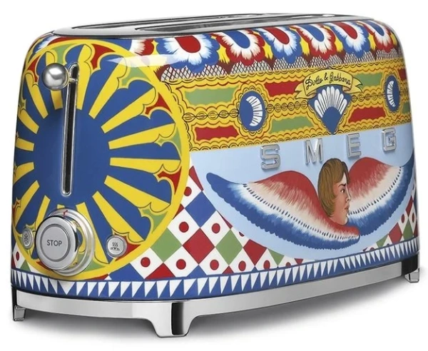 Тостер Smeg TSF02DGEU купить в Москве с доставкой
