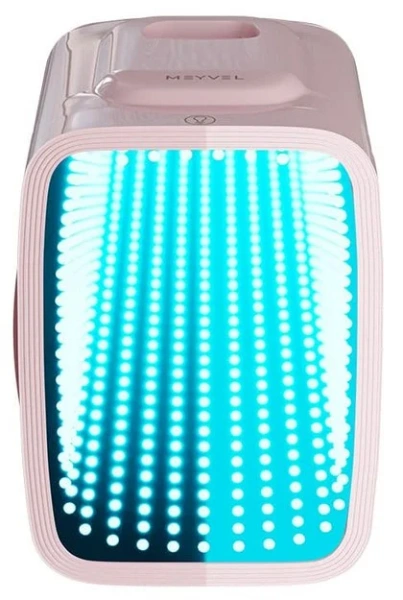 Холодильник для косметики и напитков Meyvel MD-04C3P-RGB купить в Москве
