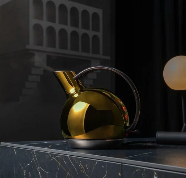 Электрический чайник Bugatti GIULIETTA 02-GTDLNU купить в Москве с доставкой
