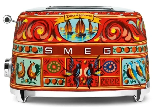 Тостер Smeg TSF01DGEU купить в Москве с доставкой

