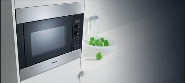 Микроволновая печь Miele M 8160-2 ED купить в Москве
