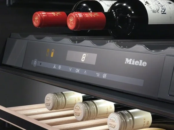 Винный шкаф Miele KWT 6322 UG купить в Москве
