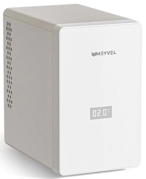 Холодильник для косметики и напитков Meyvel MB-03C1W купить в Москве
