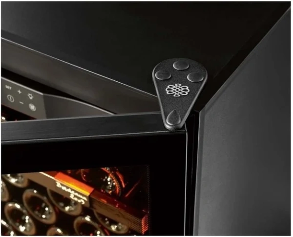 Винный шкаф EuroCave S-Pure-M купить в Москве