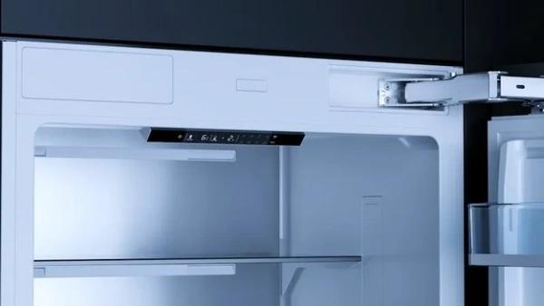 Встраиваемый холодильник Kuppersbusch FKFX 9800.0i купить в Москве
