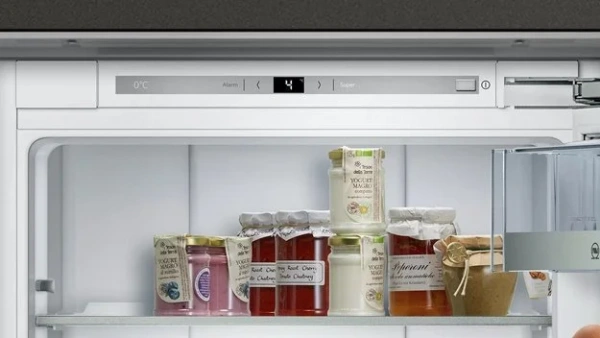 Встраиваемый холодильник Neff KI8816DE0 купить в Москве