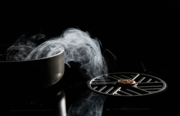 Индукционная варочная панель с вытяжкой Bertazzoni P804ICH2M30NC купить в Москве с доставкой
