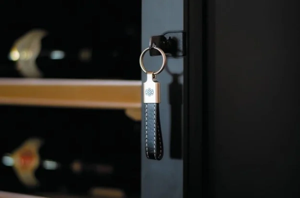 Винный шкаф Eurocave S-LAPREM-L купить в Москве