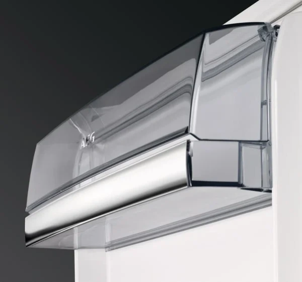 Встраиваемый холодильник AEG SCR618F6TS купить в Москве