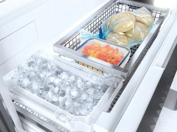 Встраиваемый холодильник Miele KF 2802 VI MasterCool купить в Москве
