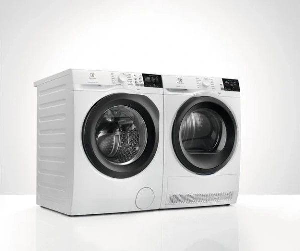 Сушильная машина Electrolux EW8H458B купить в Москве
