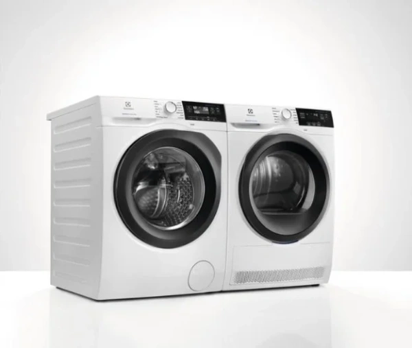 Стиральная машина Electrolux EW8F3R28S купить в Москве