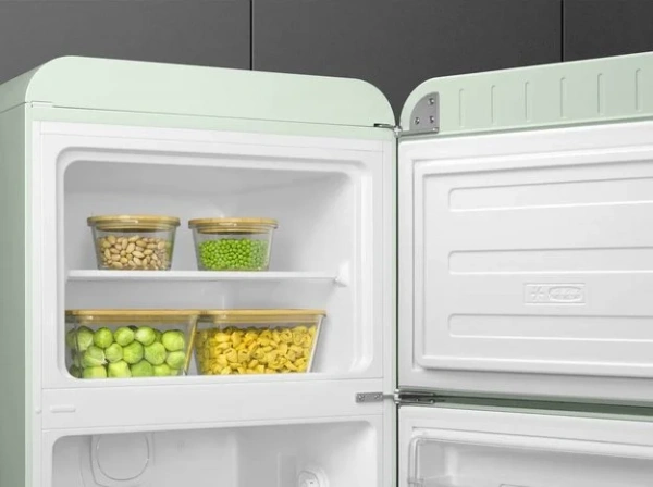 Холодильник Smeg FAB30RPG6 купить в Москве
