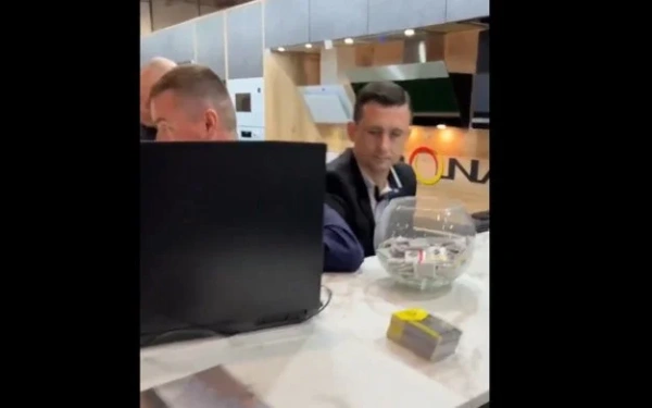 Встраиваемая микроволновая печь KRONA LAUNE 60 BL K купить в Москве
