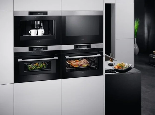 Духовой шкаф AEG KMR761000M купить в Москве
