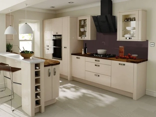 Вытяжка Maunfeld TRENT 60 BLACK GLASS B купить в Москве
