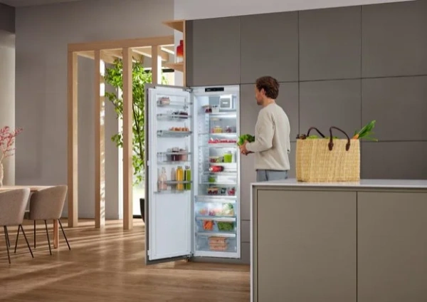 Встраиваемый холодильник Miele K 7797 C L купить в Москве
