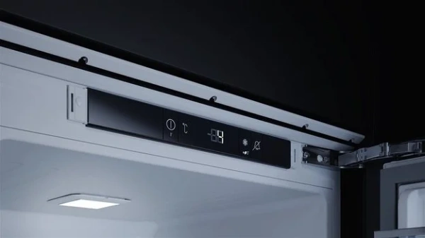 Встраиваемый холодильник Kuppersbusch FK 8840.1i купить в Москве
