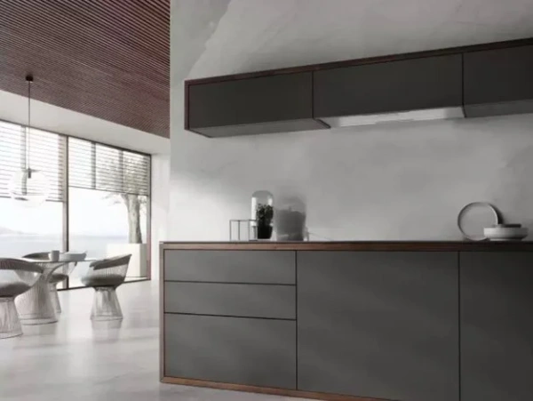 Встраиваемая вытяжка Miele DAS 8930 с витрины, царапина на корпусе купить в Москве
