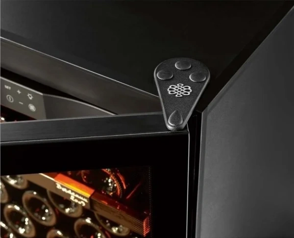 Винный шкаф EuroCave V259 купить в Москве