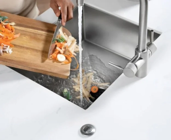 Измельчитель пищевых отходов InSinkErator Standart 460 купить в Москве