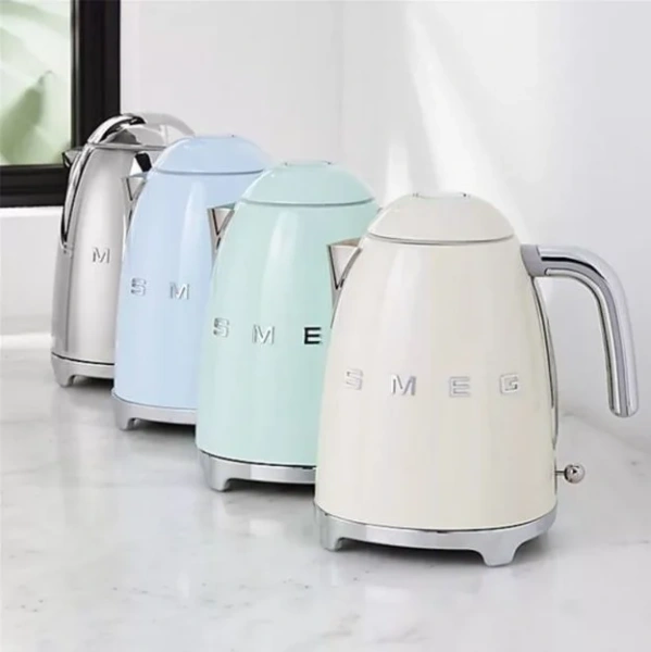 Чайник Smeg KLF03SSEU купить в Москве с доставкой

